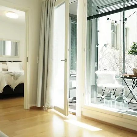 Apartman What A Location! - Yet On Peaceful Courtyard *